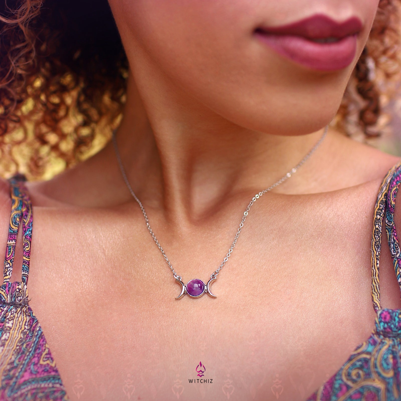 Collier d'Inaya, Collier Triple Lune, Collier Triple Lune Amethyste  Prix |Witchiz